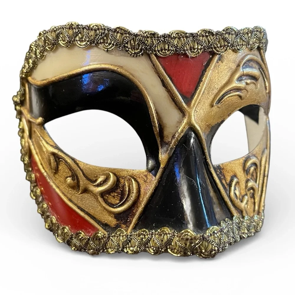 ✨Gold and Black Masquerade Mask. Authentic Venetian Mask
